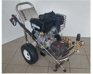 Myjka spalinowa, pompa COMET 310 BAR - 15,2 litr/min, przekładnia obrotów, silnik spalinowy  Vanguard 14 HP / 10,4 KW + wózek  +  pistolet  