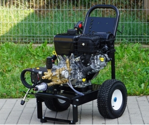 Myjka spalinowa, pompa samozasysająca COMET 276 BAR - 19,9 litr/min, przekładnia obrotów, silnik  Vanguard 14 HP  